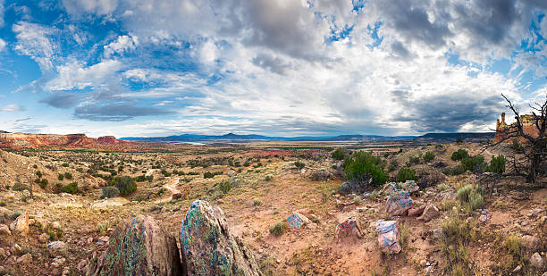 Ghost Ranch Panorama Panoramic view of the red rocks area in northern New Mexico santa fe new mexico stock pictures, royalty-free photos & images