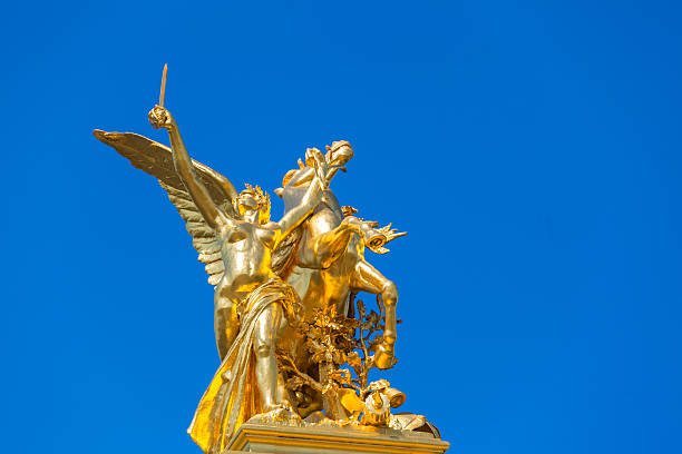 istock Sculpture on bridge of Pont Alexandre III 466484594