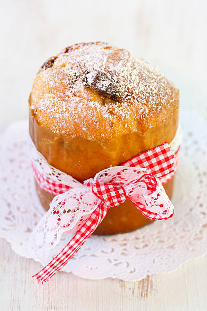 gâteau de noël - fruitcake christmas cake cake raisin photos et images de collection