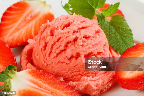 Strawberry Sherbet Stock Photo - Download Image Now - Dessert - Sweet Food, Extreme Close-Up, Freshness
