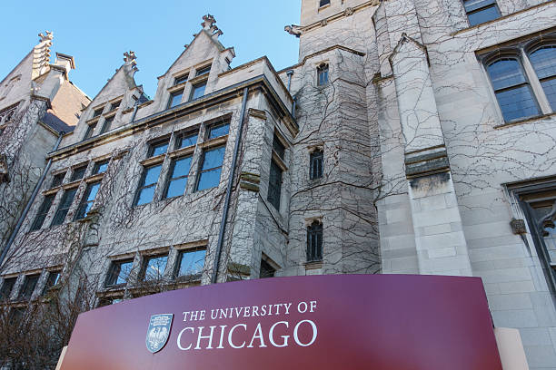 University of Chicago Chicago, IL, USA - March 12, 2015: Sign for the University of Chicago in the Hyde Park area of Chicago, IL, USA on March 12, 2015. midwestern state university stock pictures, royalty-free photos & images