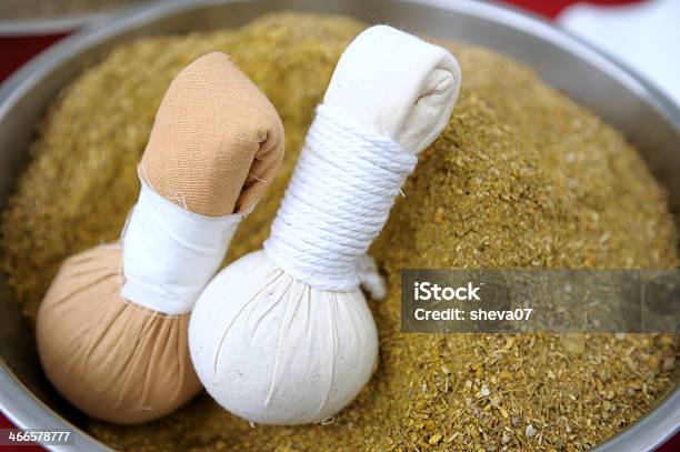 Thailändische Kräuterkompresse Ball Stockfoto und mehr Bilder von Alternative Behandlungsmethode - Alternative Behandlungsmethode, Ausrüstung und Geräte, Entspannung