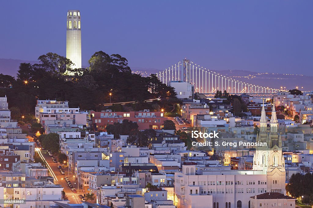 サンフランシスココイトタワー - カラー画像のロイヤリティフリーストックフォト
