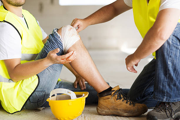 accidente de construcción - accident occupation physical injury construction fotografías e imágenes de stock