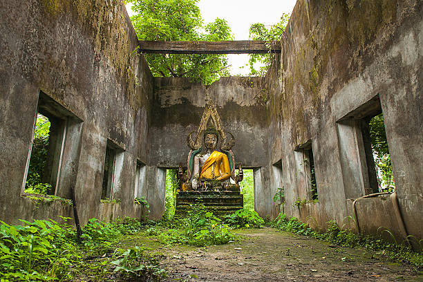 Buddha statue in decadent chapel at Sangkhla Buri, Thailand. Buddha statue in decadent chapel at Sangkhla Buri, Thailand. sangkhla stock pictures, royalty-free photos & images