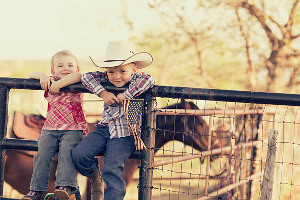 miłość do kraju - cowboy cowboy hat hat summer zdjęcia i obrazy z banku zdjęć