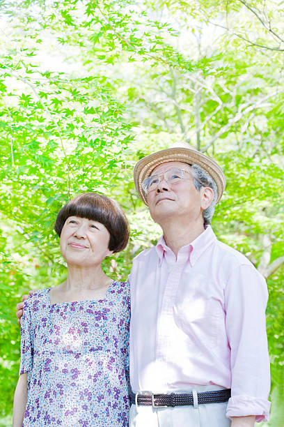 istock The old couple who smiles 466744117