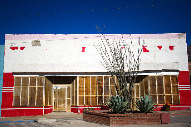 istock Colorful Abandoned Storefront, Southwest USA 466745760