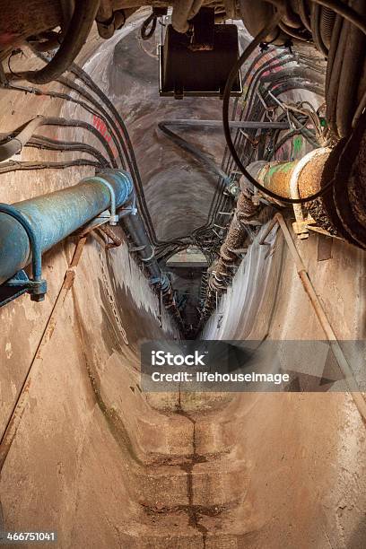 Alcantarillado De París Foto de stock y más banco de imágenes de Bajo tierra - Bajo tierra, Tubería, Accesibilidad