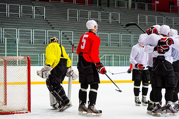 istock Ice Hockey Players Celebrating 466770821