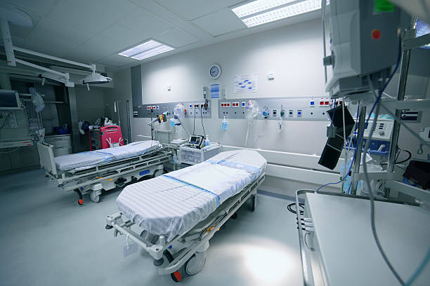 istock Empty hospital gurney in ward 466789102