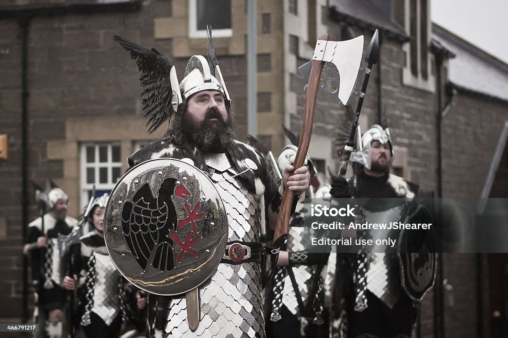 Up Helly Aa Guizer Jarl 2014 - Foto de stock de 2014 libre de derechos