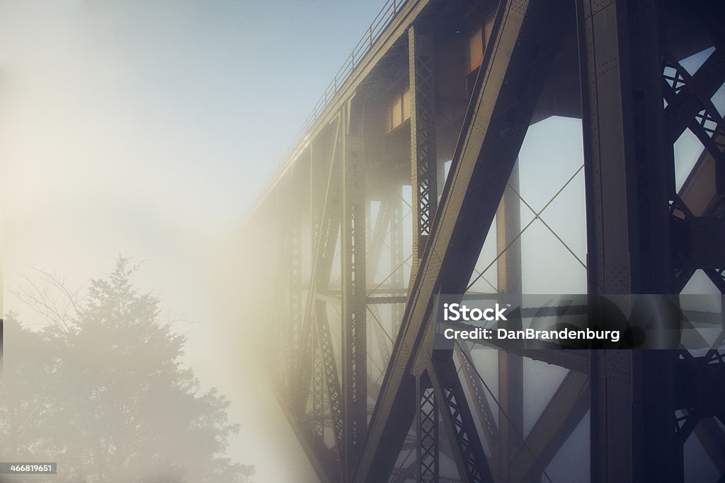 Highbridge in Nebel - Lizenzfrei Lexington - Kentucky Stock-Foto