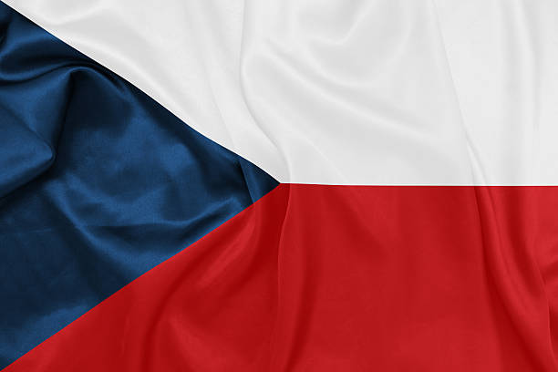 tschechische republik – winkt-flagge auf seide textur - tschechische flagge stock-fotos und bilder