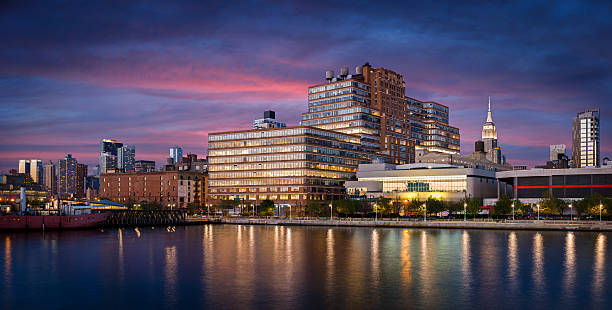 chelsea buildings at sunset from hudson river, new york city - chelsea 個照片及圖片檔