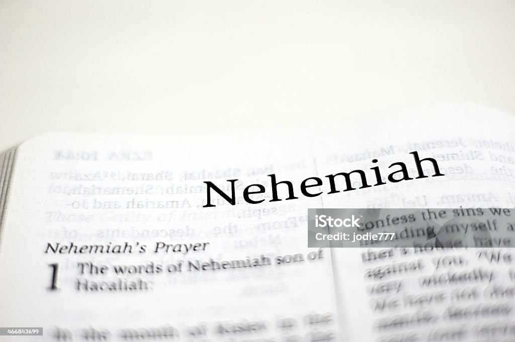 Livre de Nehemiah - Photo de Bible libre de droits