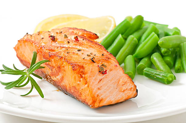 istock Grilled salmon and green beans 466849345