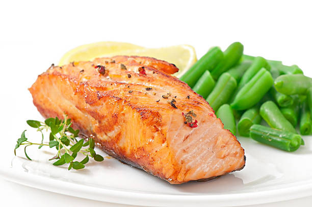 istock Grilled salmon and green beans 466849583