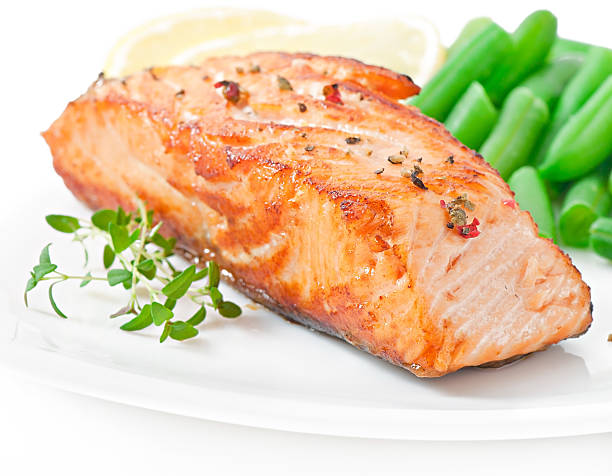 istock Grilled salmon and green beans 466849667