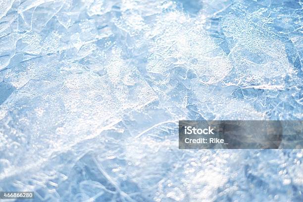 Photo libre de droit de Surface De Leau Glacée banque d'images et plus d'images libres de droit de Glace - Glace, Glacé, Froid