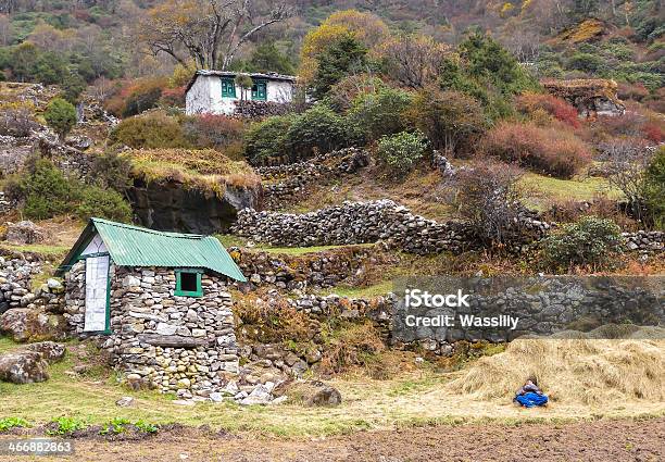 House Stock Photo - Download Image Now - Austria, Blue, Chalet