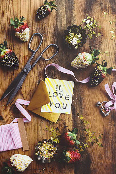istock Valentines love arrangement 466918483