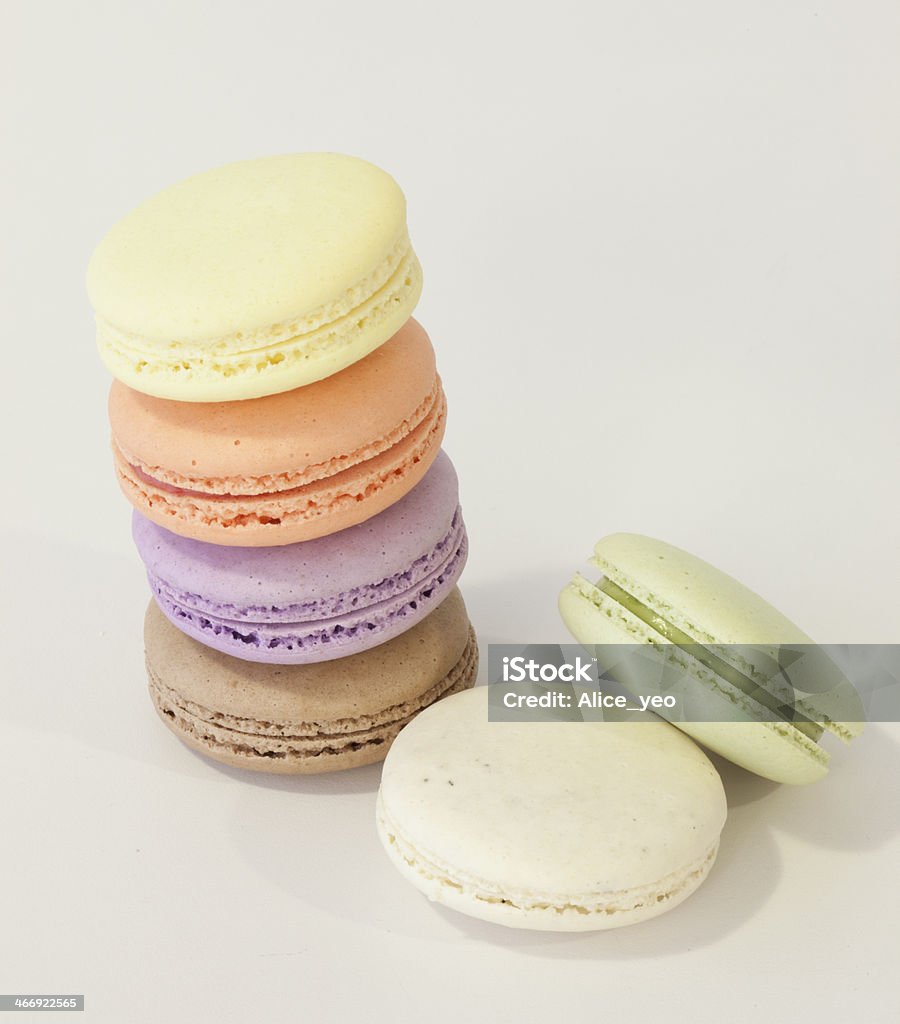 Colorido almendrados - Foto de stock de Al horno libre de derechos