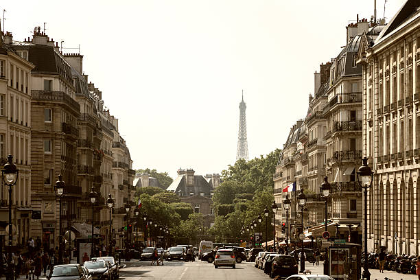 istock Street of Paris 466932551