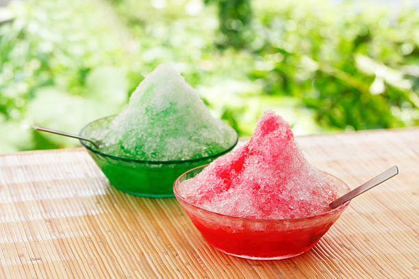 Dessert of summer in Japan Desserts, shaved ice in the summer traditional Japanese strawberry crush stock pictures, royalty-free photos & images