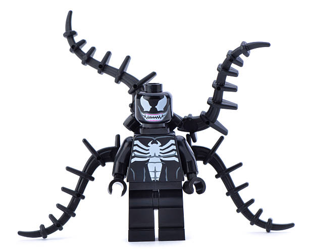 lego marvel super eroe minifigures spiderman veleno - spiderman foto e immagini stock