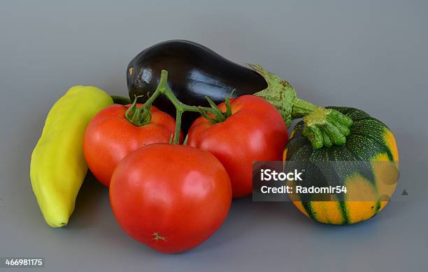 Gemüse 8 Stockfoto und mehr Bilder von Aubergine - Aubergine, Bunt - Farbton, Farbbild