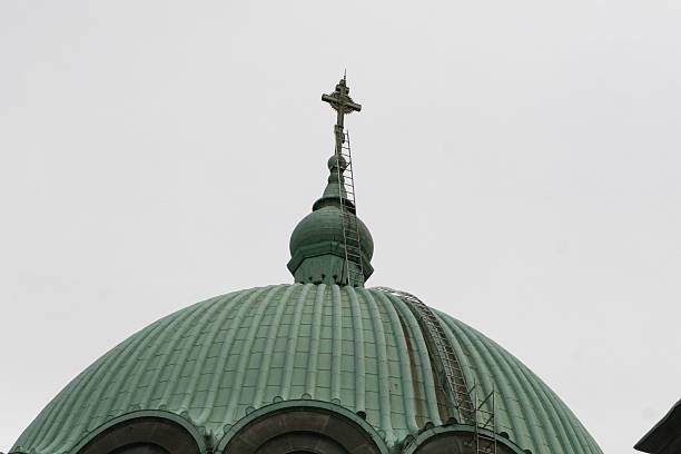 istock Tokyo church 466981185