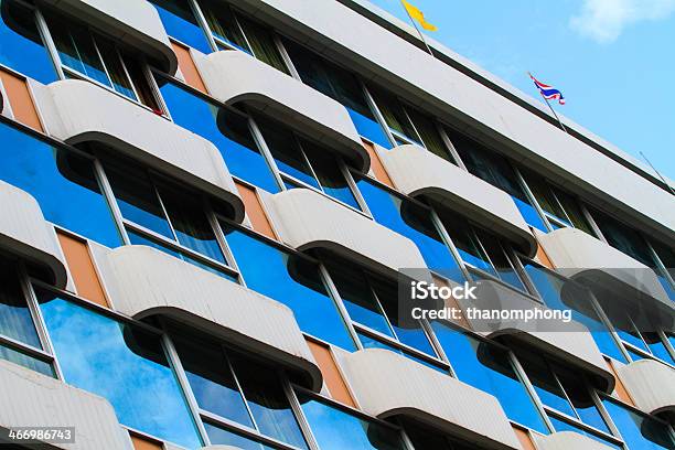 Widok Fasada Hotelu - zdjęcia stockowe i więcej obrazów Architektura - Architektura, Balkon, Bez ludzi