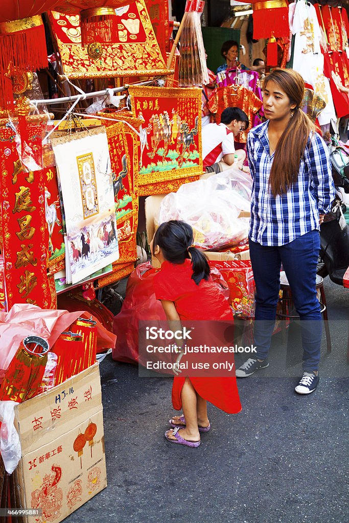 Vestido vermelho tailandês menina e da China! - Royalty-free Adulto Foto de stock