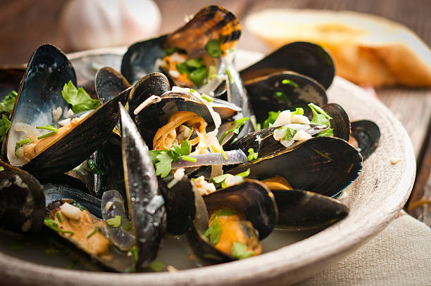 istock Moules Marinieres - Mussels cooked with white wine sauce 466999724