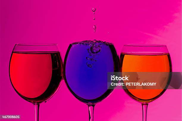 Foto de Colorido Bebida e mais fotos de stock de Acessibilidade - Acessibilidade, Alcoolismo, Artigos de Vidro de Laboratório