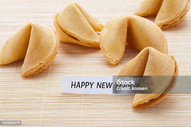 Il Fortune Cookie - Fotografie stock e altre immagini di Aperto - Aperto, Asia, Bianco