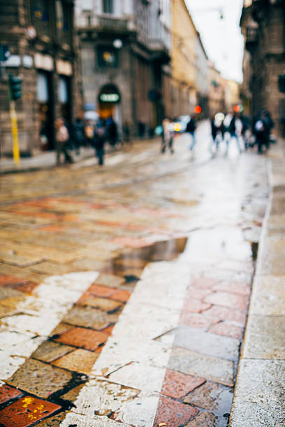 istock blurred city and people urban scene 467032470