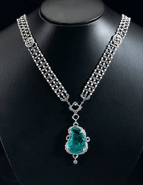 istock diamonds and sapphire necklace 467040484