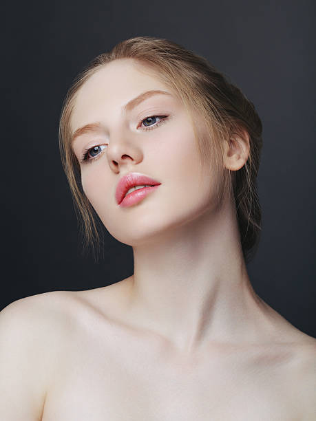 istock Natural woman 467043245