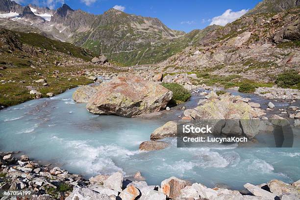 Mountain Stream Stockfoto und mehr Bilder von Alpen - Alpen, Ast - Pflanzenbestandteil, Bach