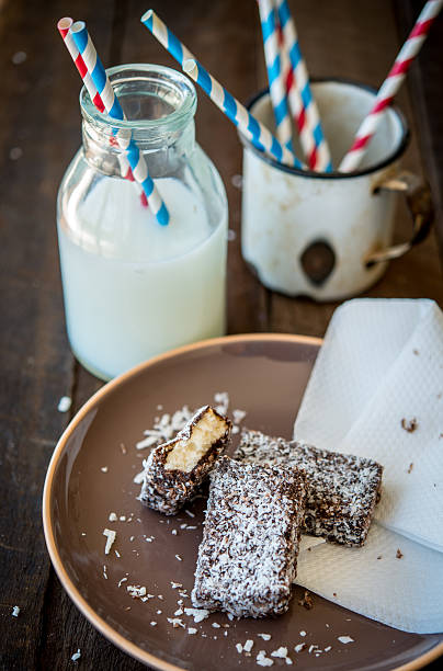 lamingtons - lamingtons australia australia day celebration ストックフォトと画像