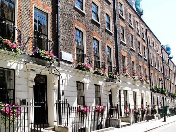 terrazza di case in stile georgiano - street london england city of westminster uk foto e immagini stock