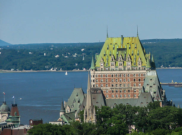istock Iconic hotel looks over the Saint Lawrence 467073868