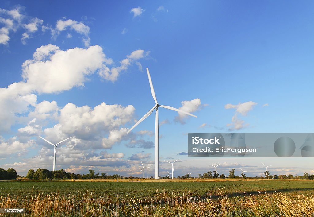 Ветряная электростанция - Стоковые фото Без людей роялти-фри