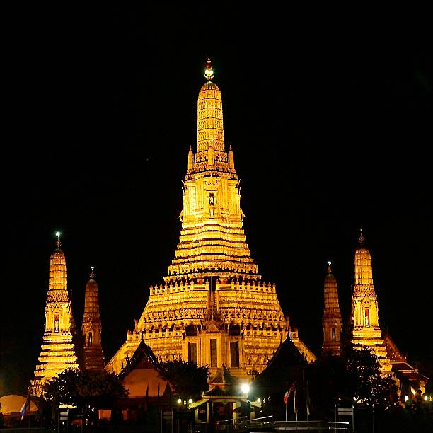 istock Night time at Wat Arun, Thailand 467080901
