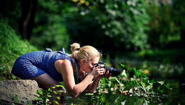 istock Girl taking photo 467086458