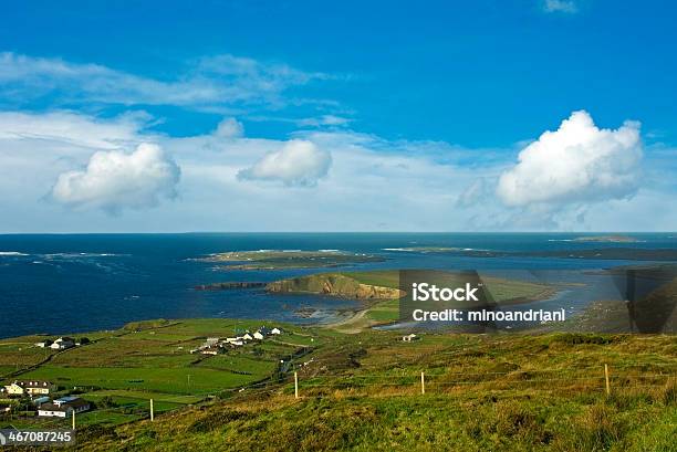 Irish Paesaggio Al Tramontopenisola Di Dingle - Fotografie stock e altre immagini di Ambientazione esterna - Ambientazione esterna, Anello di Kerry, Bellezza
