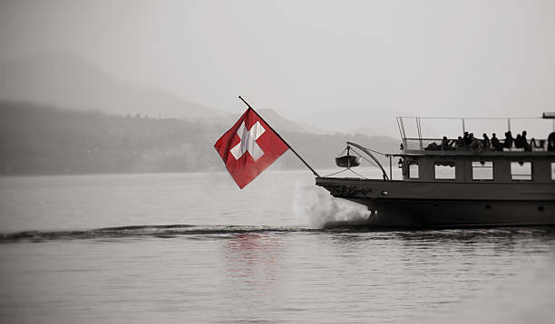 barco a vapor no lago de genebra - lake geneva - fotografias e filmes do acervo