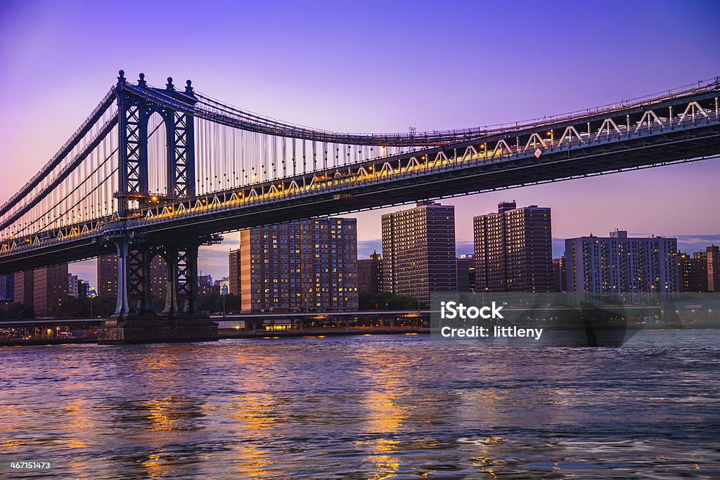 Manhattan Bridge w Nowym Jorku - Zbiór zdjęć royalty-free (Architektura)